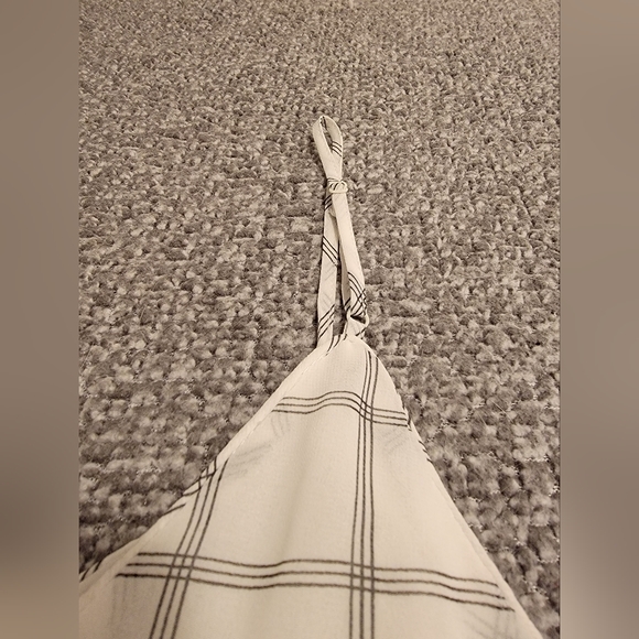 ✨️2/$20 Cotton On Black & White Tank Top Size M - Picture 4 of 5